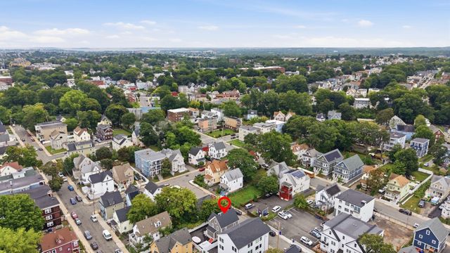 3 Oakhurst St, Boston, MA 02124