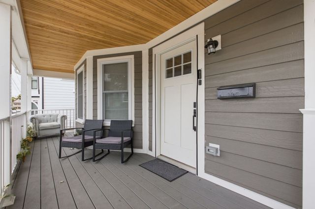 3 Oakhurst St, Boston, MA 02124