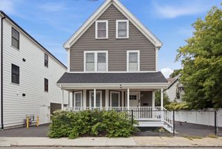 3 Oakhurst St, Boston, MA 02124