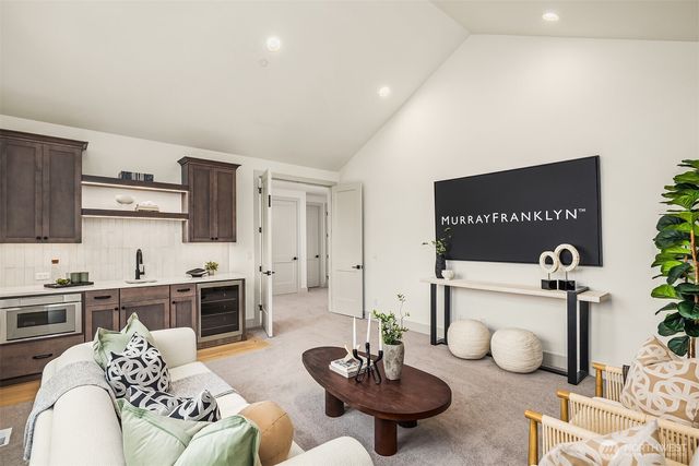 7301 152nd Avenue NE, Redmond, WA 98052