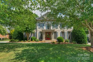 7300 Stonehaven Drive, Waxhaw, NC 28173