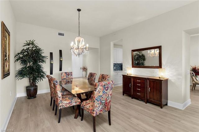 9205 Museo CIR # 103, Naples, FL 34114