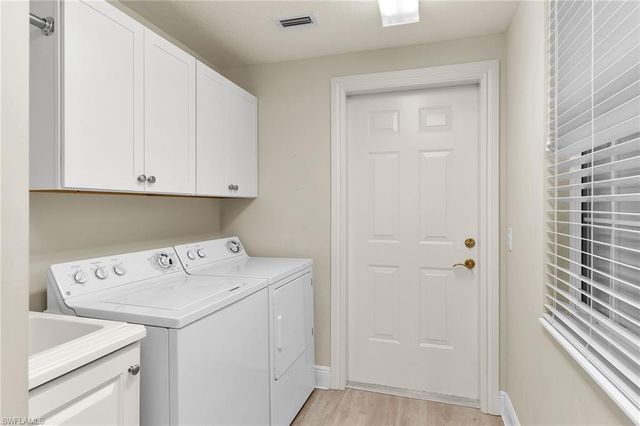 9205 Museo CIR # 103, Naples, FL 34114