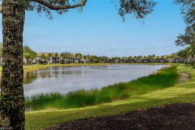 9205 Museo CIR # 103, Naples, FL 34114