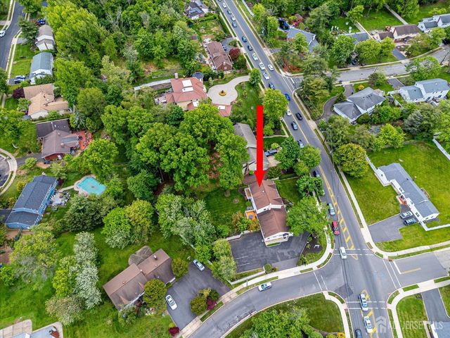 688 Grove Avenue, Edison, NJ 08820
