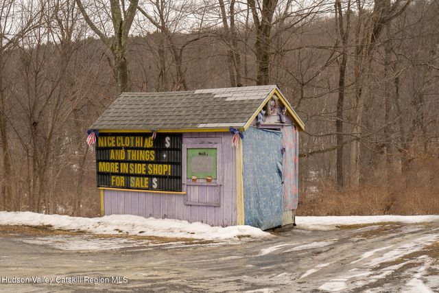 1291 New York 23, Craryville, NY 12521