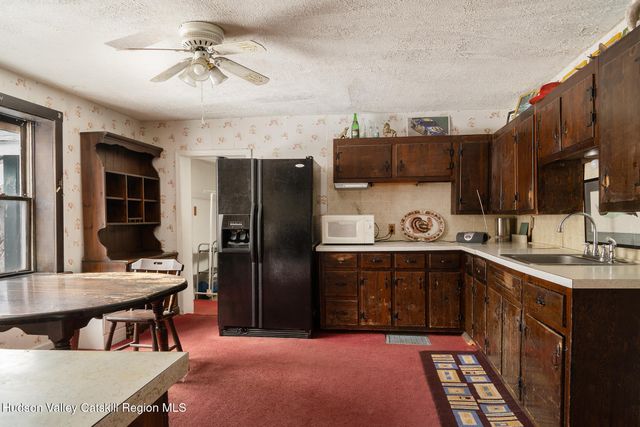 1291 New York 23, Craryville, NY 12521