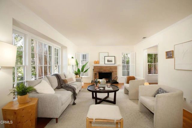 4535 Indiana Avenue, La Canada Flintridge, CA 91011