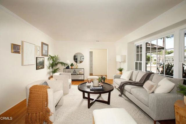 4535 Indiana Avenue, La Canada Flintridge, CA 91011