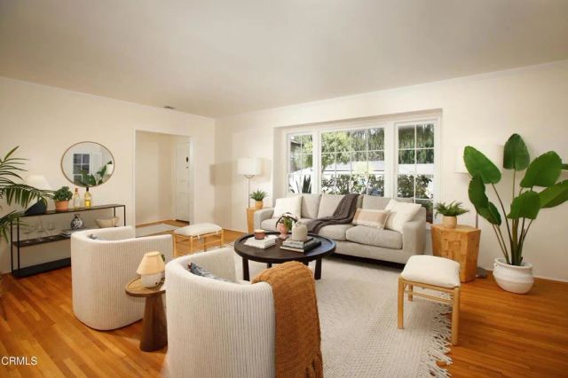 4535 Indiana Avenue, La Canada Flintridge, CA 91011