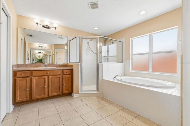 8718 SANDY PLAINS DRIVE, Riverview, FL 33578