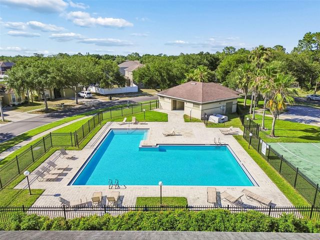 8718 SANDY PLAINS DRIVE, Riverview, FL 33578