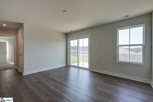 917 Blue Willow Court, Spartanburg, SC 29302