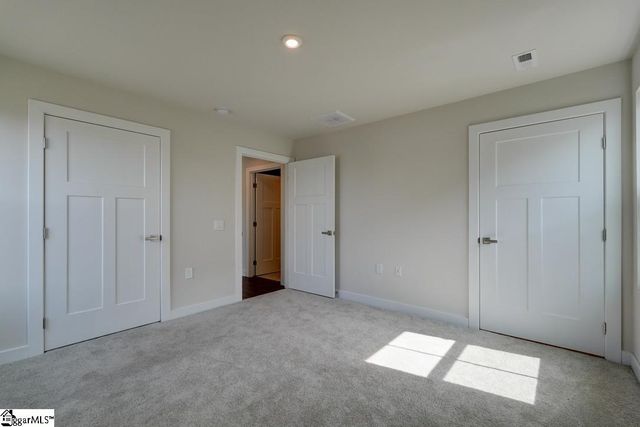 917 Blue Willow Court, Spartanburg, SC 29302