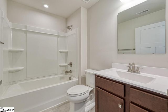 917 Blue Willow Court, Spartanburg, SC 29302