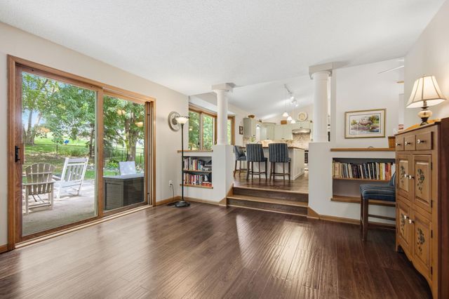 5604 Lone Oak Drive, Savage, MN 55378