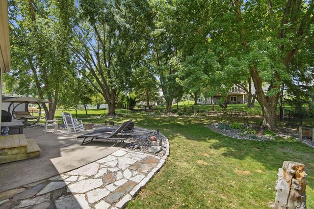 5604 Lone Oak Drive, Savage, MN 55378
