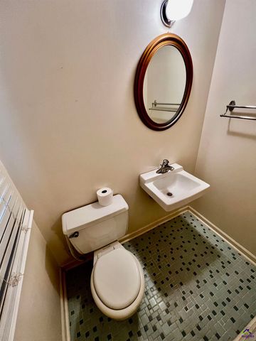 422 Carolina Avenue, Warner Robins, GA 31093