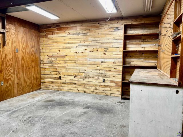 422 Carolina Avenue, Warner Robins, GA 31093