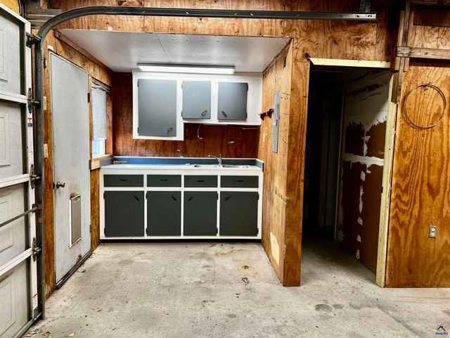 422 Carolina Avenue, Warner Robins, GA 31093