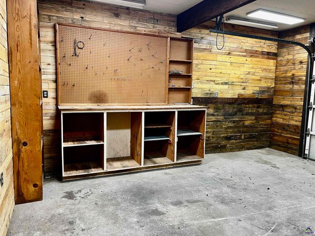 422 Carolina Avenue, Warner Robins, GA 31093