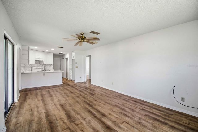 2715 27TH AVENUE DRIVE W, Bradenton, FL 34205