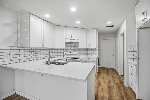 2715 27TH AVENUE DRIVE W, Bradenton, FL 34205