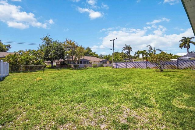 2715 27TH AVENUE DRIVE W, Bradenton, FL 34205