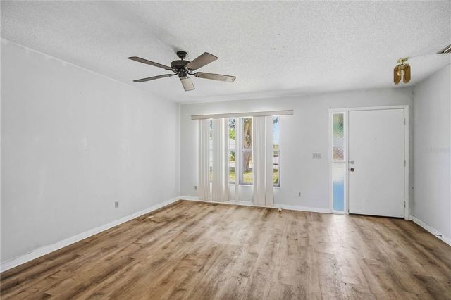 2715 27TH AVENUE DRIVE W, Bradenton, FL 34205