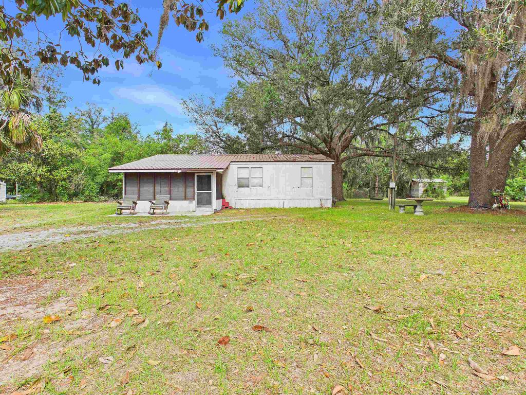 Image 1 of property listing at 2692 Foley Cutoff Road, Perry, FL 32348