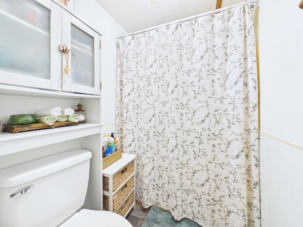 Image 21 of property listing at 2692 Foley Cutoff Road, Perry, FL 32348