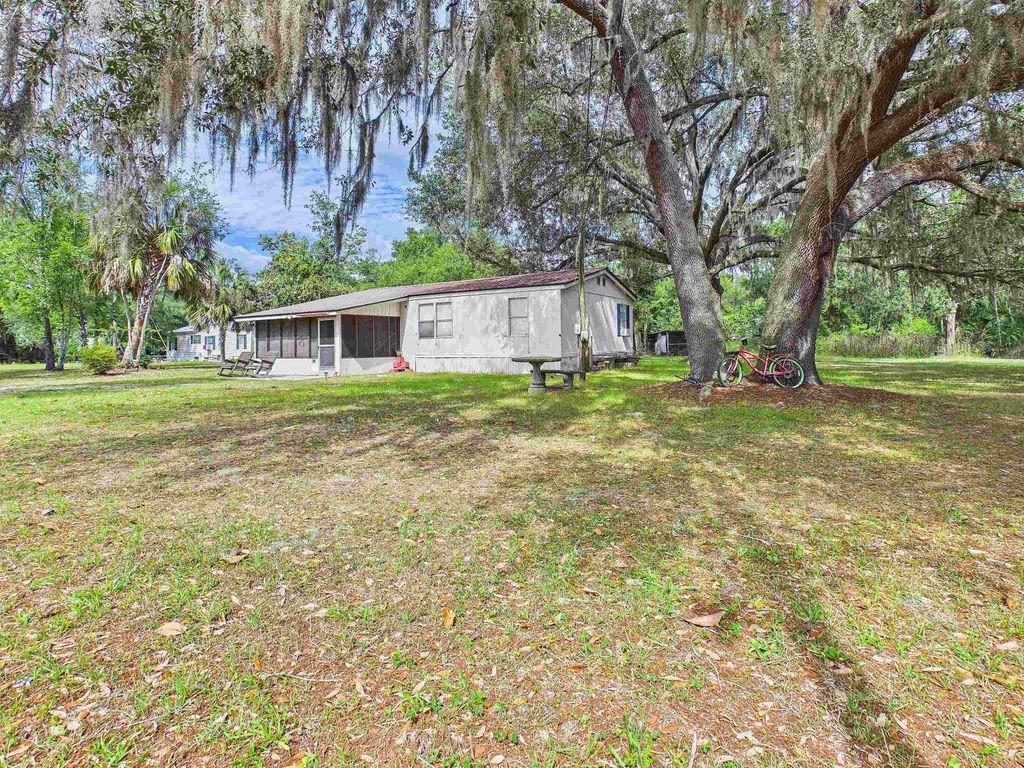 Image 22 of property listing at 2692 Foley Cutoff Road, Perry, FL 32348