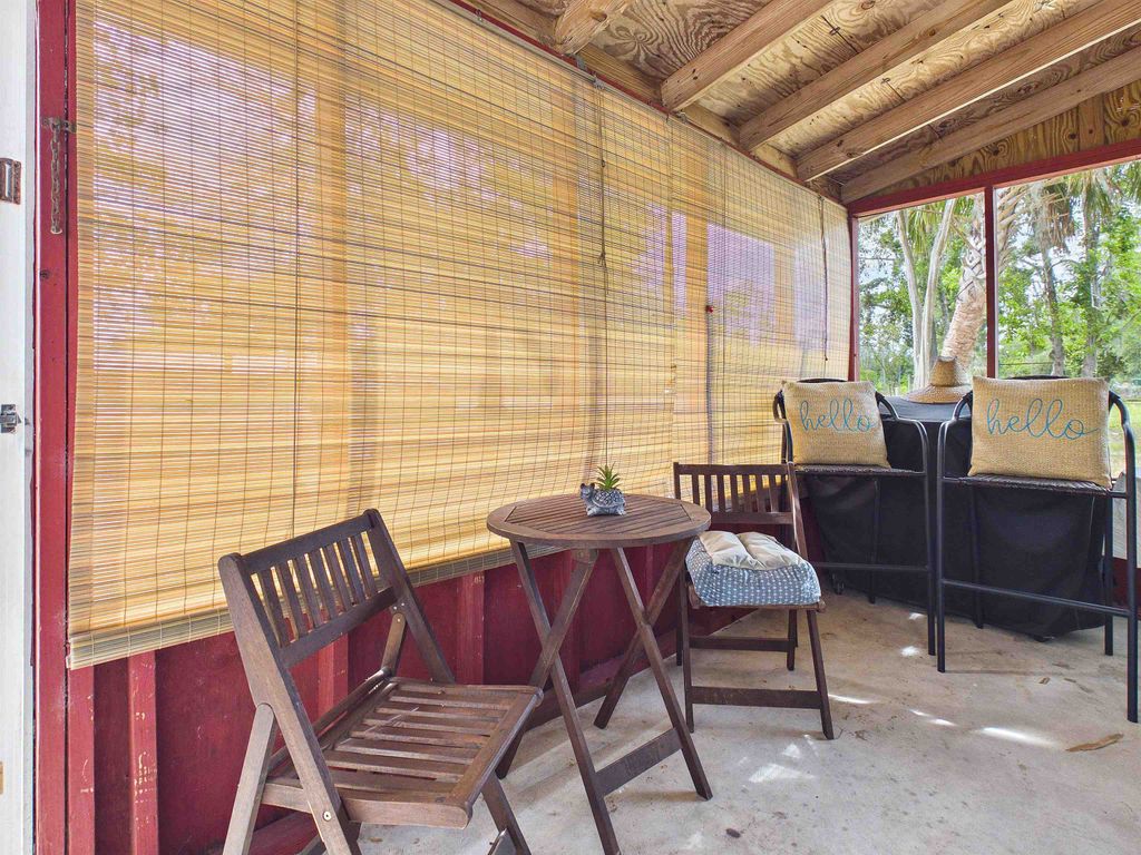 Image 3 of property listing at 2692 Foley Cutoff Road, Perry, FL 32348