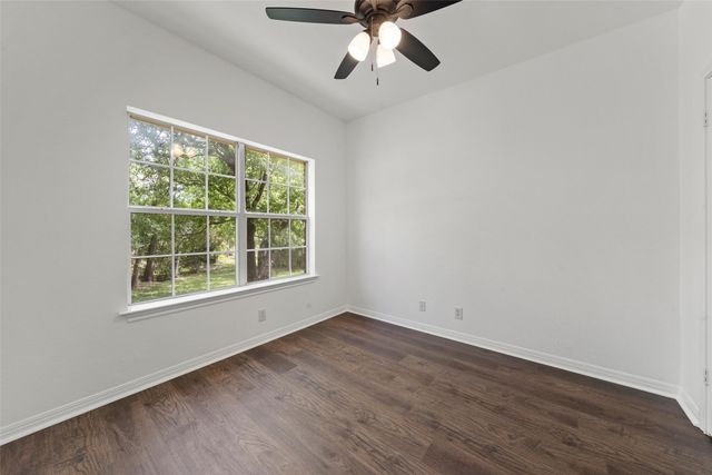 511 Kristi Street, Robinson, TX 76706