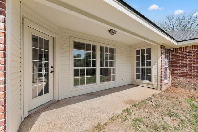 511 Kristi Street, Robinson, TX 76706