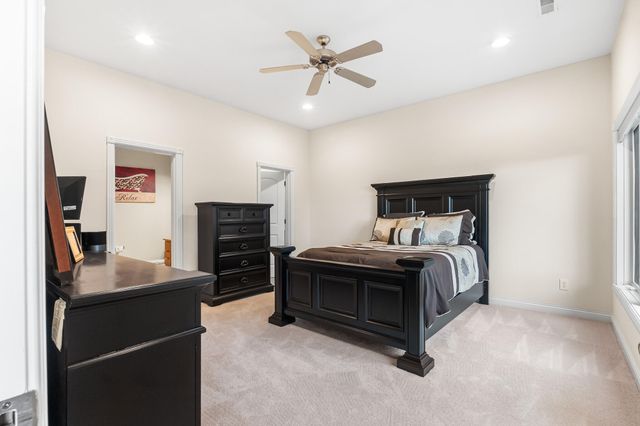 2096 Angela Court, Villa Hills, KY 41017