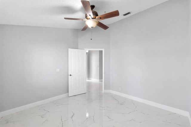 17646 SW 10th Street, Pembroke Pines, FL 33029