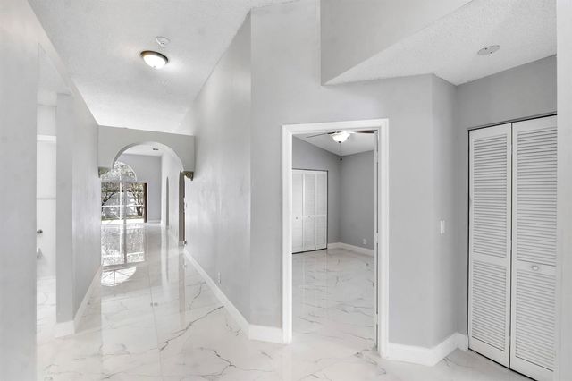 17646 SW 10th Street, Pembroke Pines, FL 33029