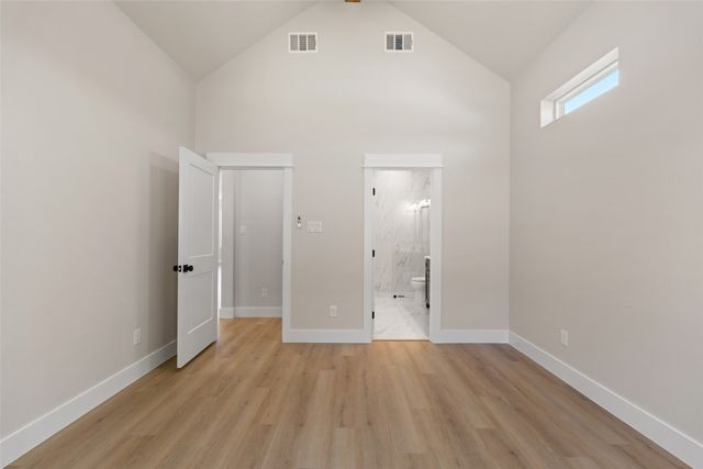 912 Tree Drive, Granbury, TX 76048