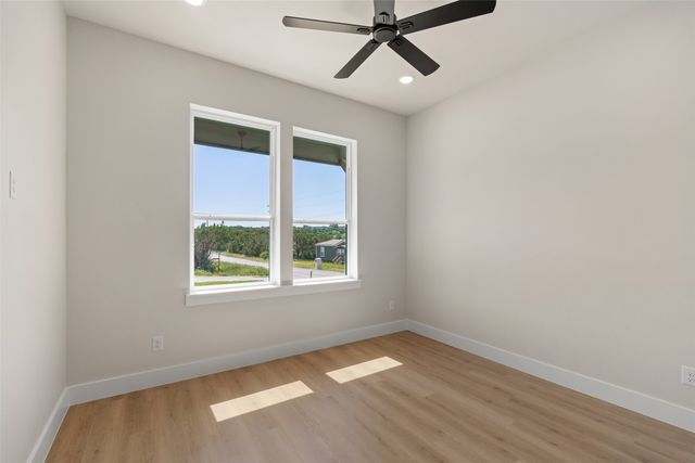 912 Tree Drive, Granbury, TX 76048