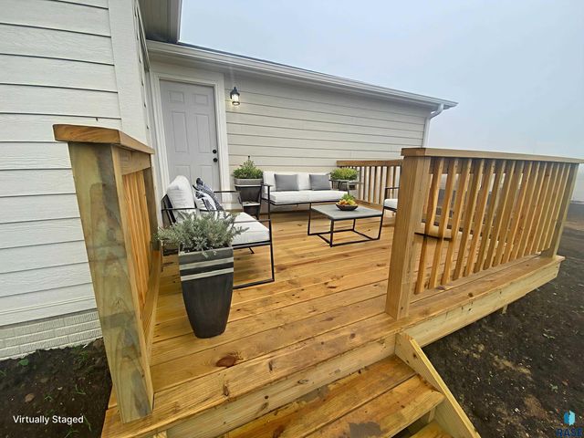 2800 N Bent Grass Ct Court, Sioux Falls, SD 57107