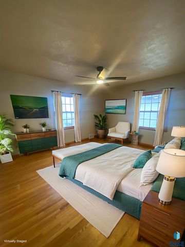 2800 N Bent Grass Ct Court, Sioux Falls, SD 57107