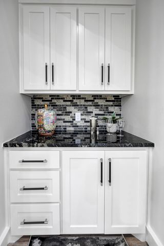 806 Neely Ave, Midland, TX 79705