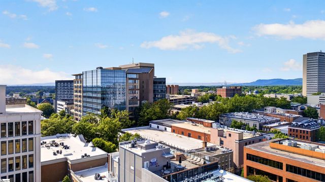 100 E Washington Street Unit 23, Greenville, SC 29601