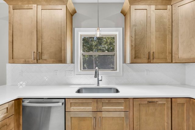 578 Pongracz Way, Clarksville, TN 37042