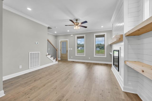 578 Pongracz Way, Clarksville, TN 37042