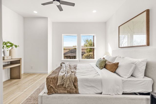 2230 Hooper Street, Dallas, TX 75215