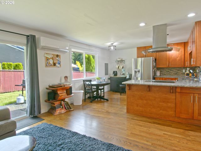 802 Nw 133RD St A, Vancouver, WA 98685