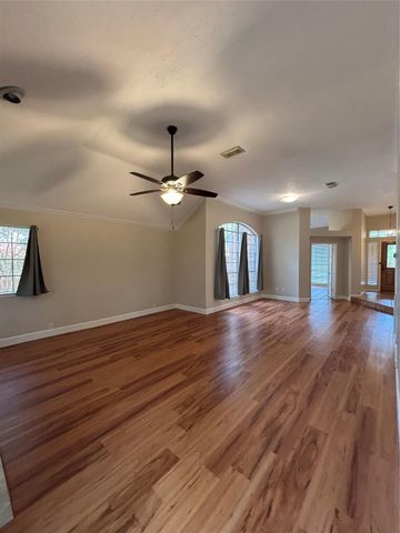 5007 Pine Prairie Lane, Houston, TX 77345