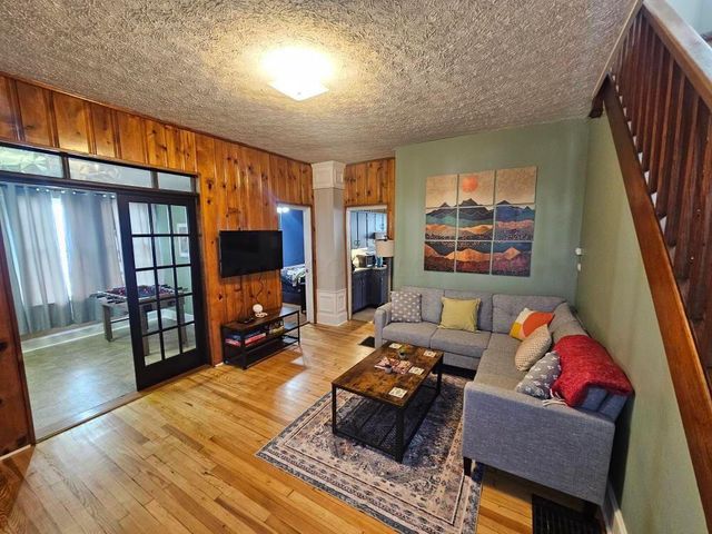 67 W Front Street, Logan, OH 43138